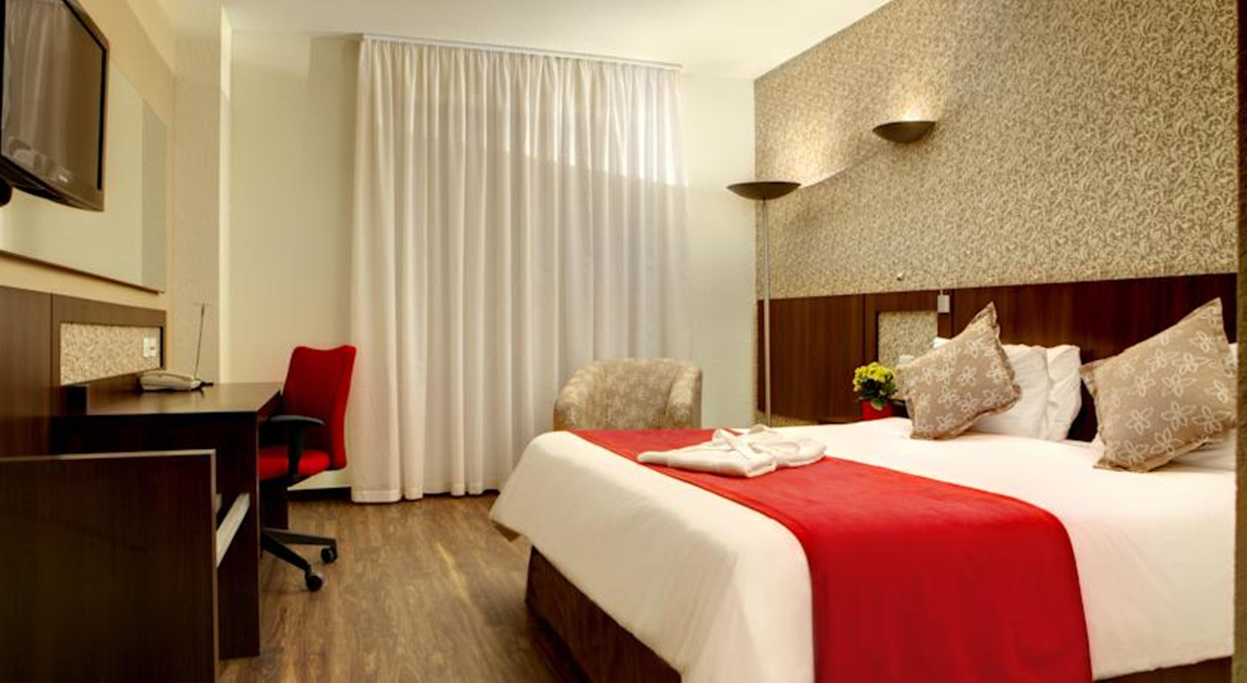 Quality Hotel Curitiba Kültér fotó