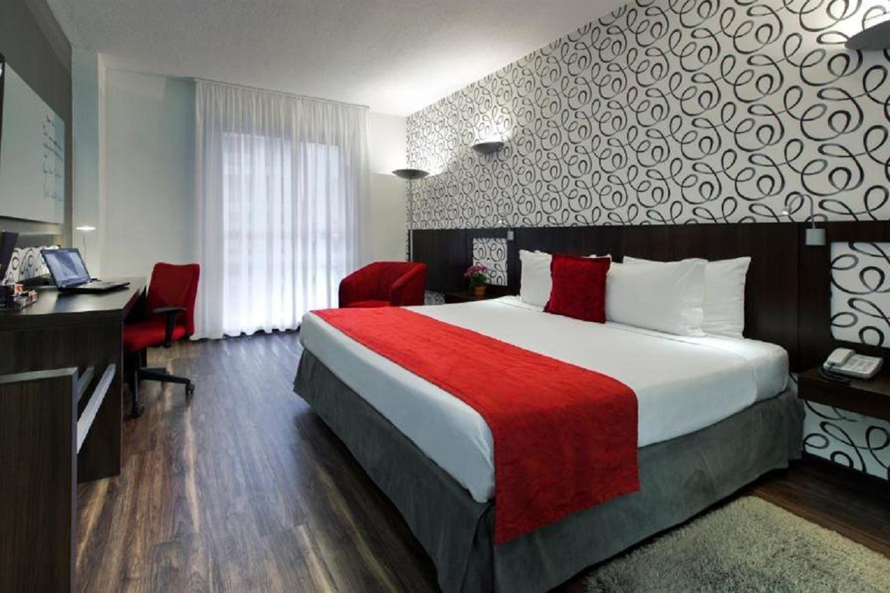 Quality Hotel Curitiba Kültér fotó