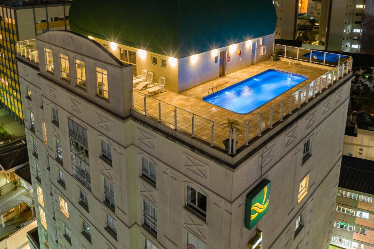 Quality Hotel Curitiba Kültér fotó